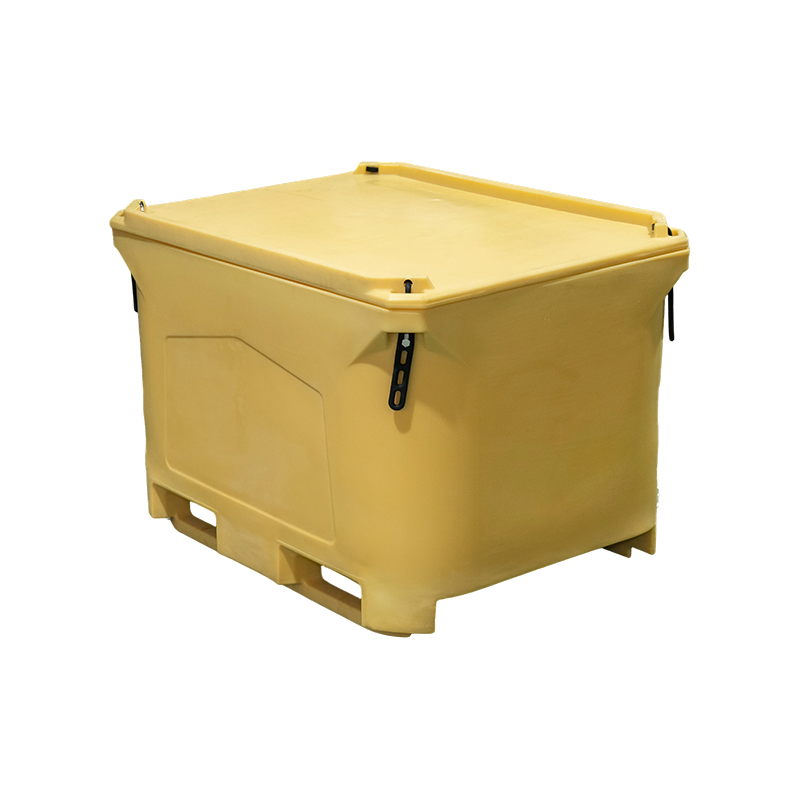 How to Choose between the Outdoor Cooler Box and an Insulated Fish Tub for Your Needs?